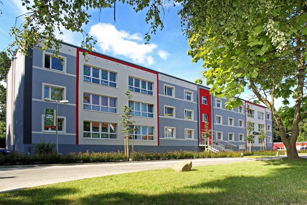 Hostel & Bistro Haus Der Horizonte Bad Doberan Exterior photo